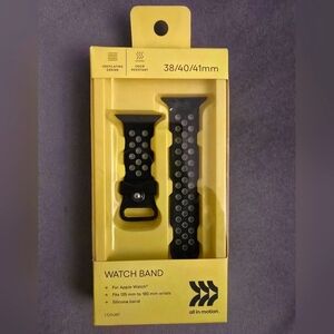 Black All in Motion Apple Watch Silicone Band 135 mm-180mm Wrist Odor Resistant